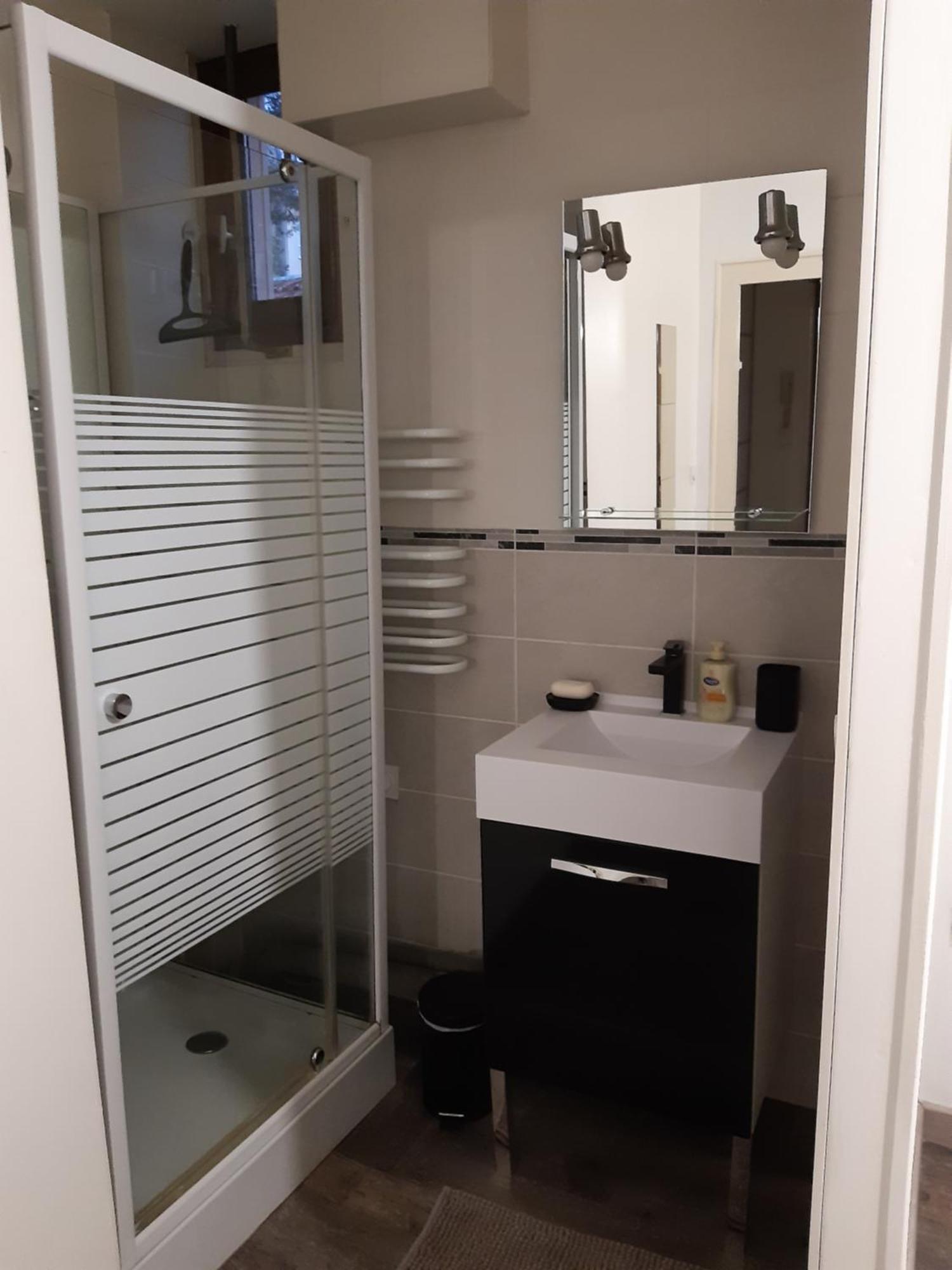 Joli Appartement T2 Agglo Troyes Sainte-Savine Exteriér fotografie
